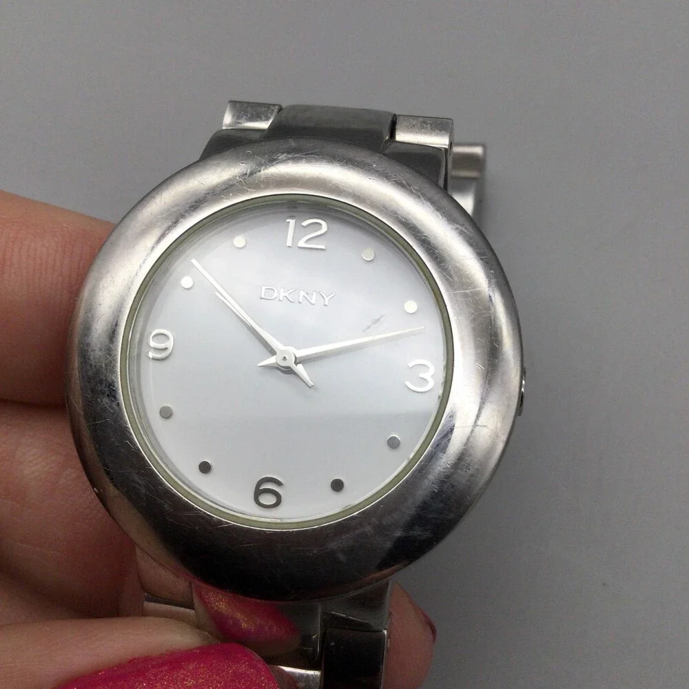 DKNY Womens Watch 36mm White Dial Silver Tone Stainless NY-4815 New Battery 6.5